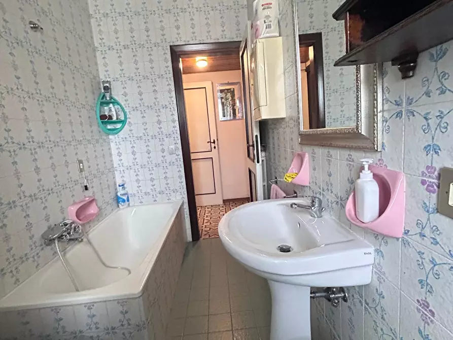 Immagine 16 di Quadrilocale in affitto  a Francavilla Al Mare