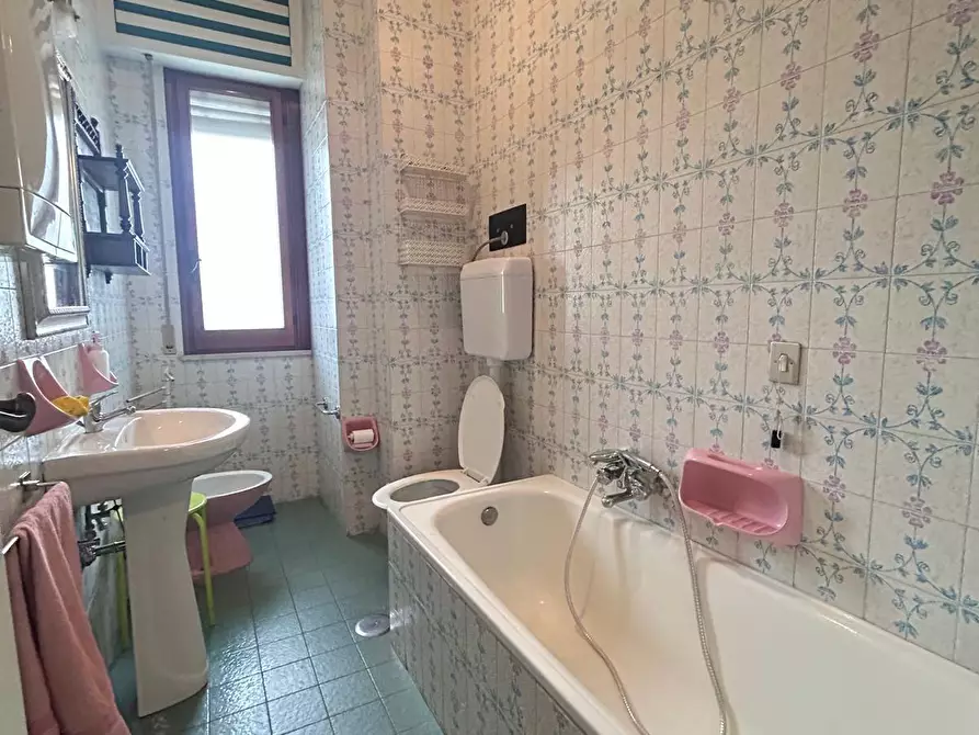 Immagine 16 di Quadrilocale in affitto  a Francavilla Al Mare