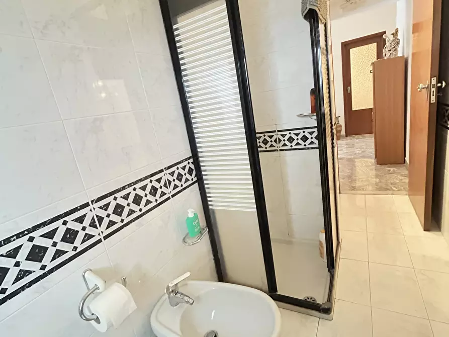 Immagine 11 di Quadrilocale in affitto  a Francavilla Al Mare