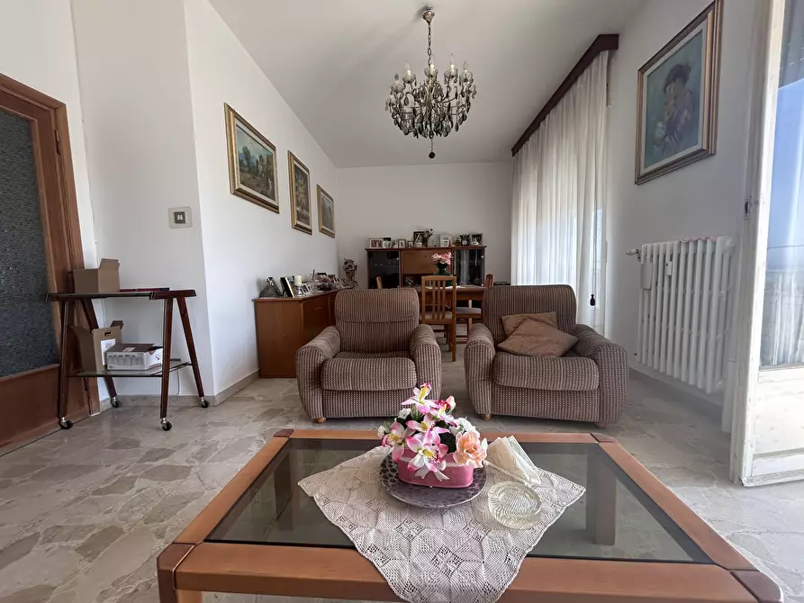 Immagine 6 di Pentalocale in affitto  in Viale Maiella 23/A a Chieti