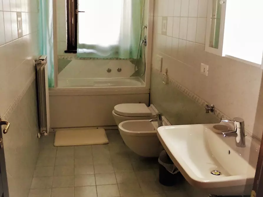 Immagine 7 di Quadrilocale in affitto  in Via Tamigi a Montesilvano