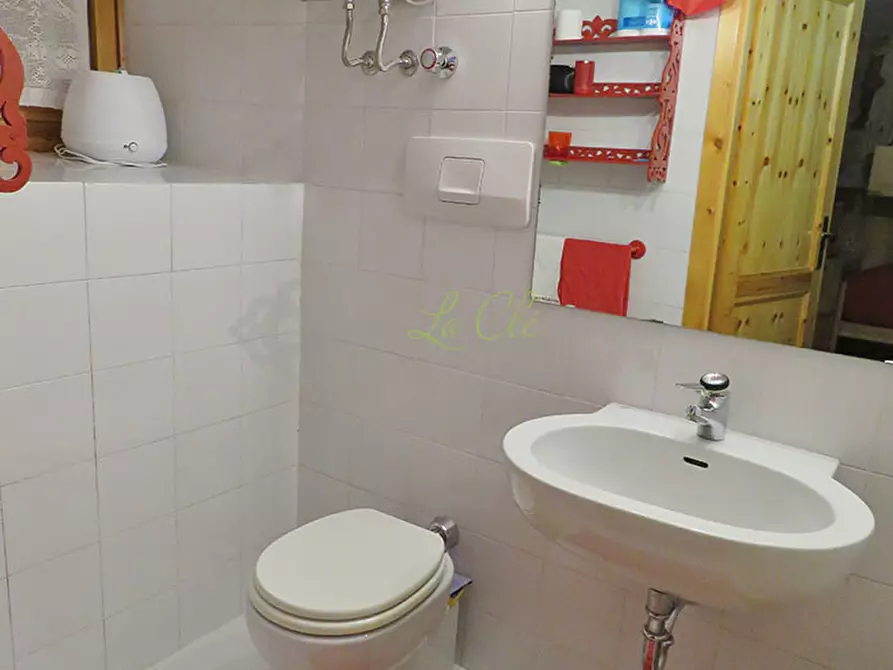 Immagine 14 di Quadrilocale in affitto  in Via Hermitage 2 a Courmayeur