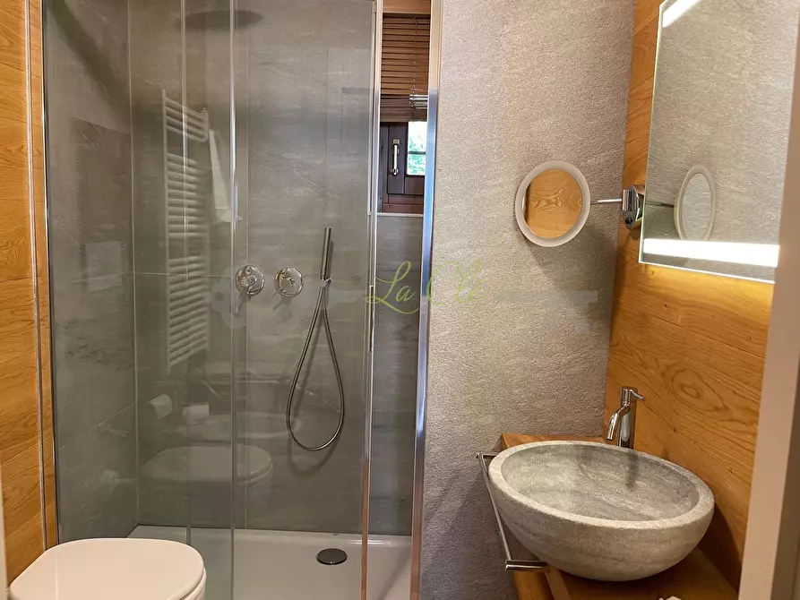 Immagine 29 di Trilocale in affitto  in Via Col Ferret 6 a Courmayeur