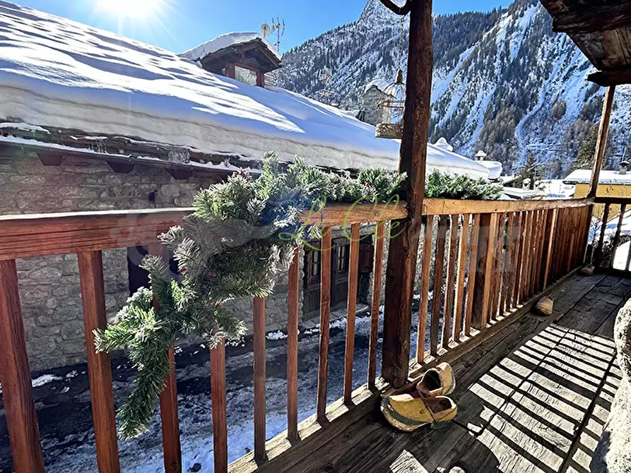 Immagine 14 di Baita in affitto  a Courmayeur