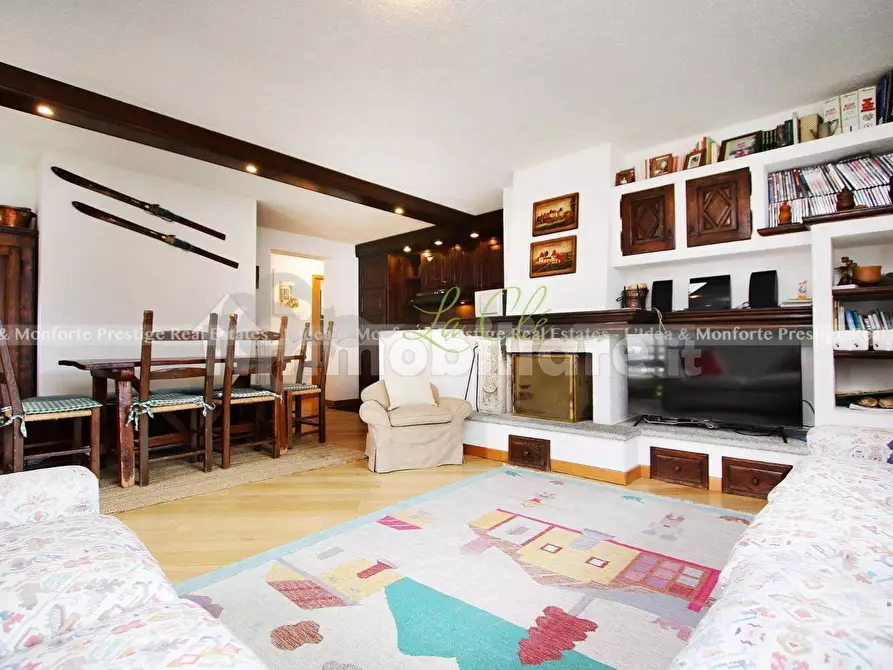 Immagine 5 di Trilocale in vendita  a Courmayeur