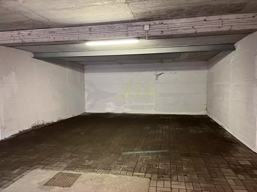 Immagine 28 di Pentalocale in affitto  in Regione Belvedere 4 a Courmayeur