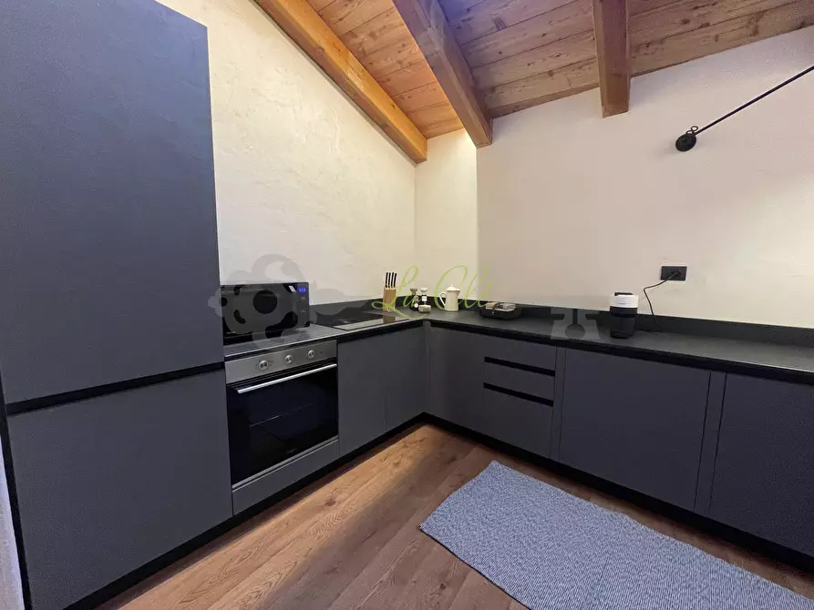 Immagine 8 di Trilocale in affitto  in Via Roma 47 a Courmayeur