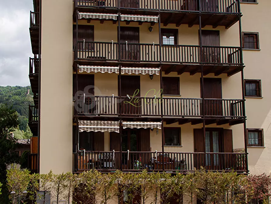 Immagine 18 di Bilocale in vendita  in Rue du Mont Blanc 2 a Morgex