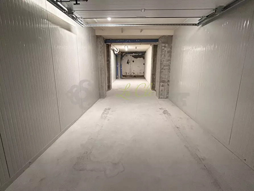 Immagine 2 di Garage in vendita  in Via Circonvallazione 53 a Courmayeur