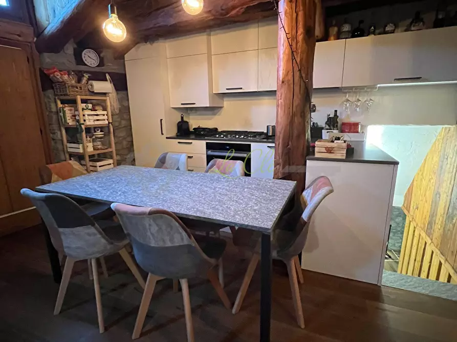 Immagine 7 di Quadrilocale in vendita  a Courmayeur