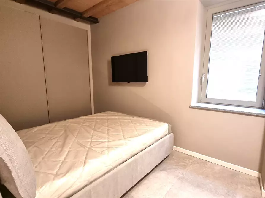 Immagine 7 di Bilocale in affitto  in Borgo Naviglio 1 a Parma