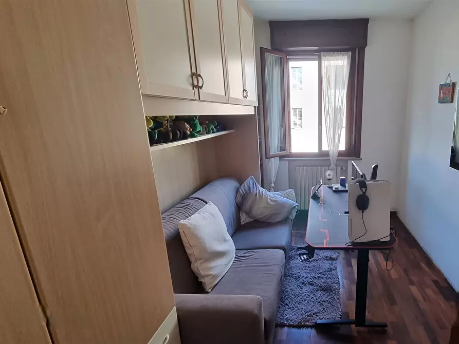 Immagine 10 di Trilocale in vendita  in Strada Val Parma 228 a Parma