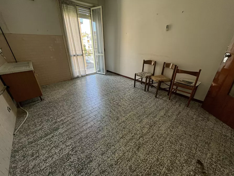 Immagine 22 di Quadrilocale in vendita  in Via Giuseppe Gioacchino Belli 54 a Modena