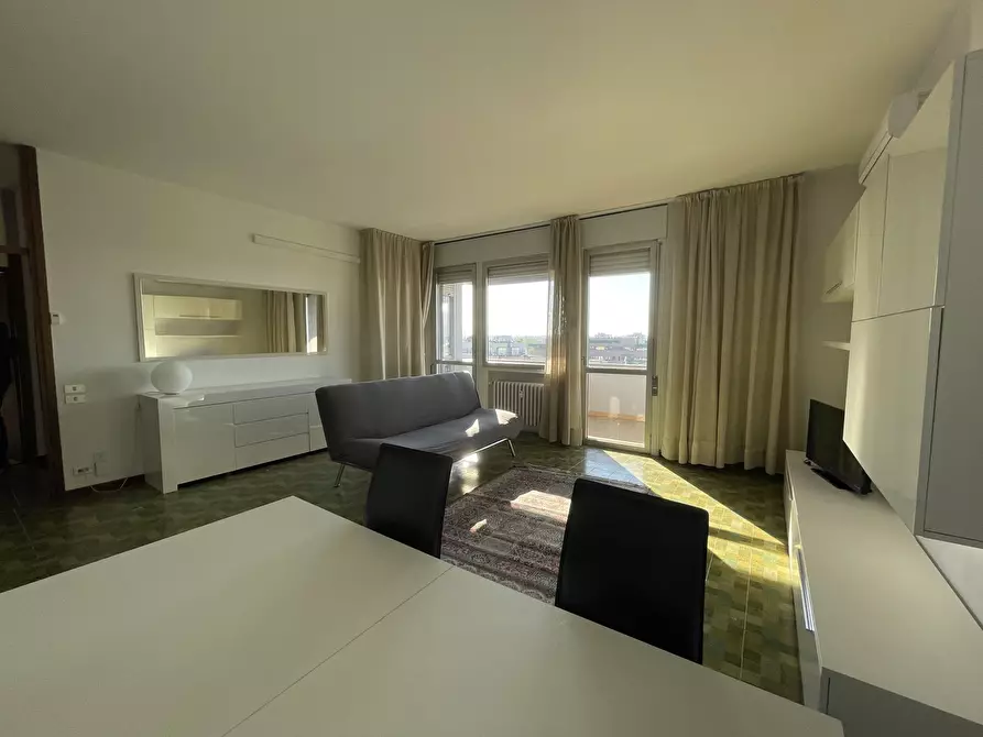 Immagine 5 di Trilocale in vendita  in Via Guido Baccelli a Modena