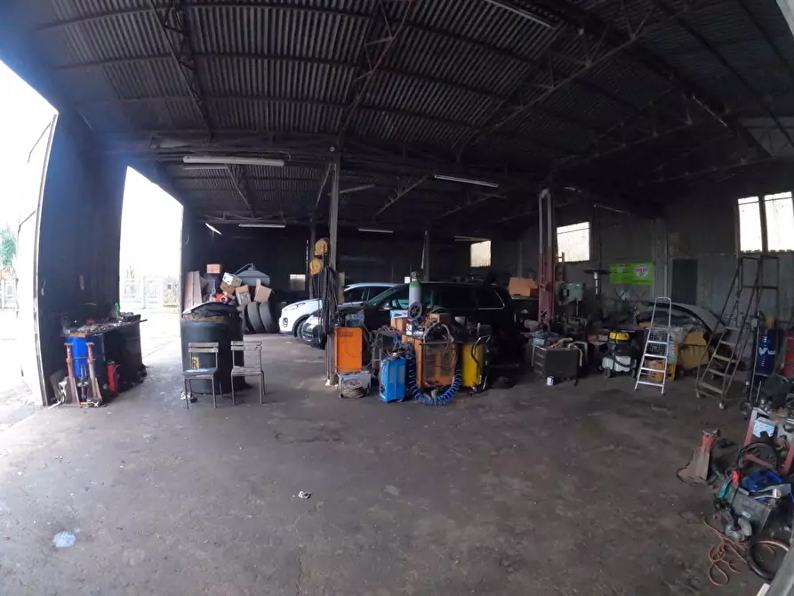 Immagine 14 di Laboratorio in vendita  in via fonte san geminiano 10 a Modena