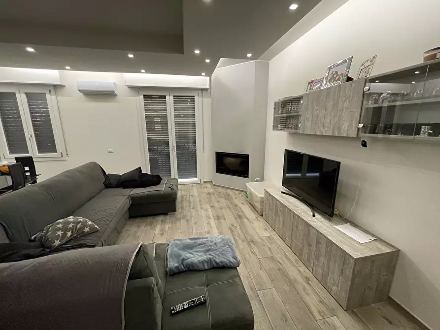 Immagine 8 di Quadrilocale in vendita  in Via Achille Grandi a Modena