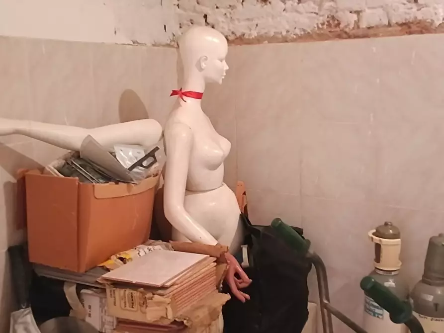 Immagine 10 di Garage in vendita  in Via dei Balugola 14 a Modena