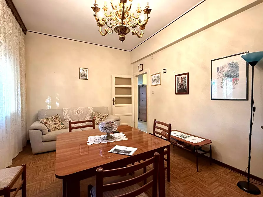 Immagine 3 di Trilocale in vendita  in Viale Machiavelli 16 a Rovigo