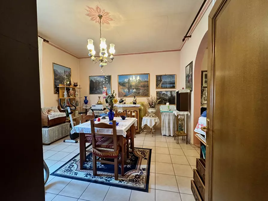 Immagine 1 di Casa indipendente in vendita  a Rovigo