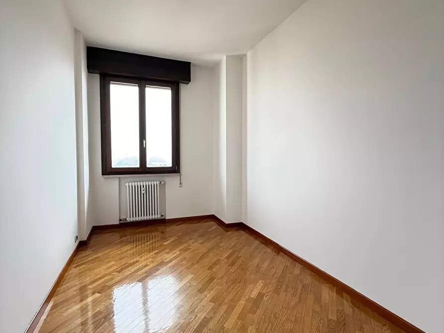 Immagine 11 di Quadrilocale in vendita  a Rovigo