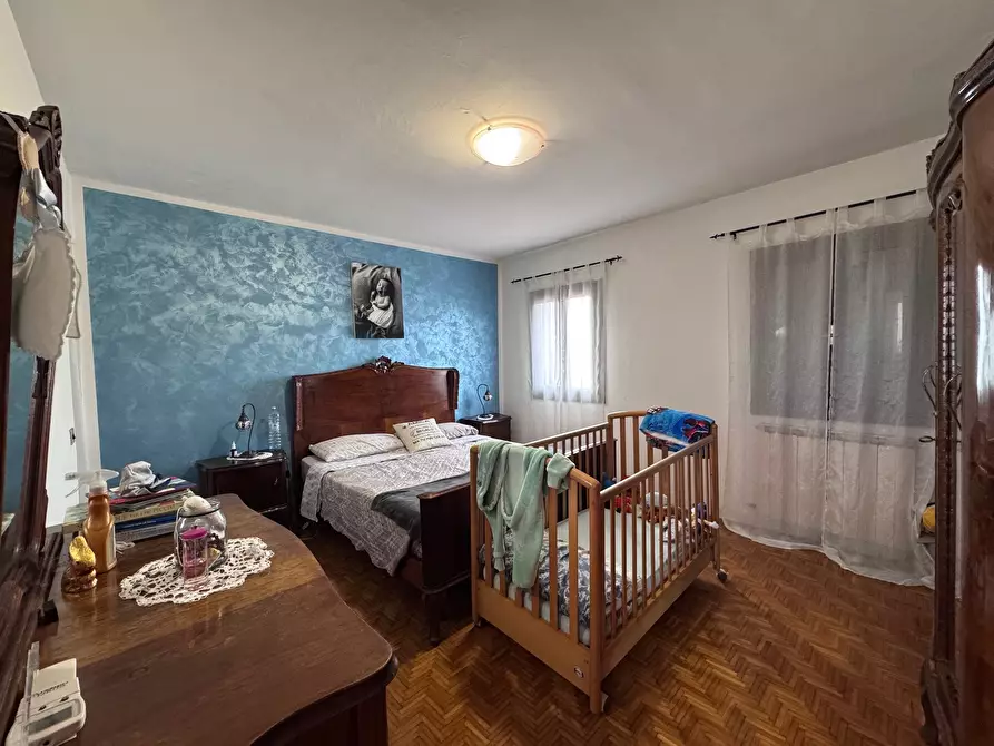 Immagine 3 di Casa trifamiliare in vendita  a Adria