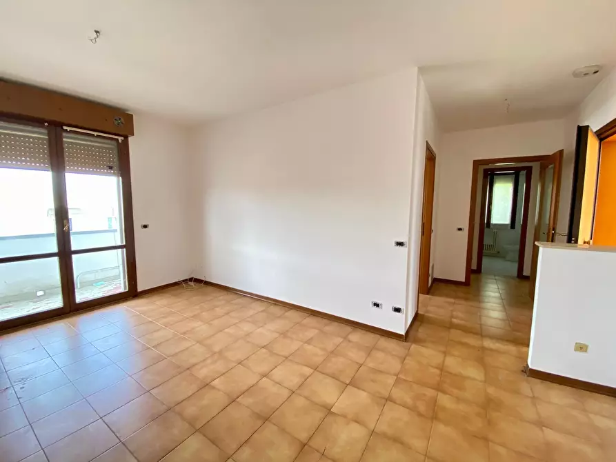 Immagine 4 di Trilocale in affitto  in via incao a Rovigo