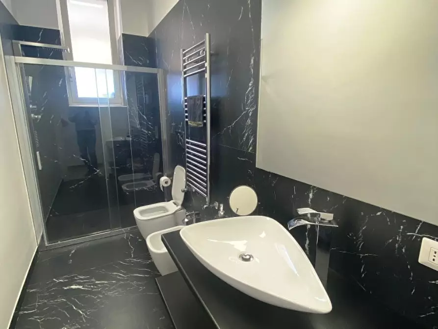 Immagine 11 di Trilocale in vendita  in Via Don Minzoni 2F a Casamassima