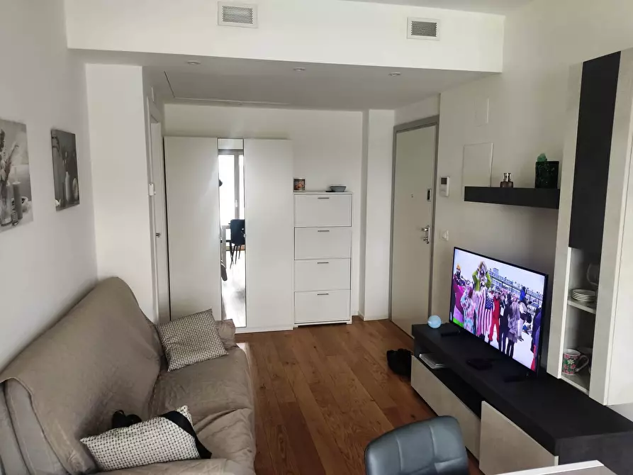 Immagine 26 di Bilocale in vendita  in Corso Alcide de Gasperi 340 a Bari