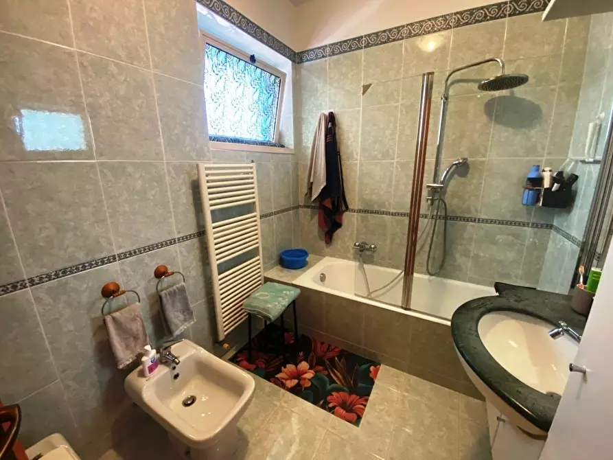 Immagine 14 di Trilocale in vendita  in Via g. di vittorio 4/B a Casamassima