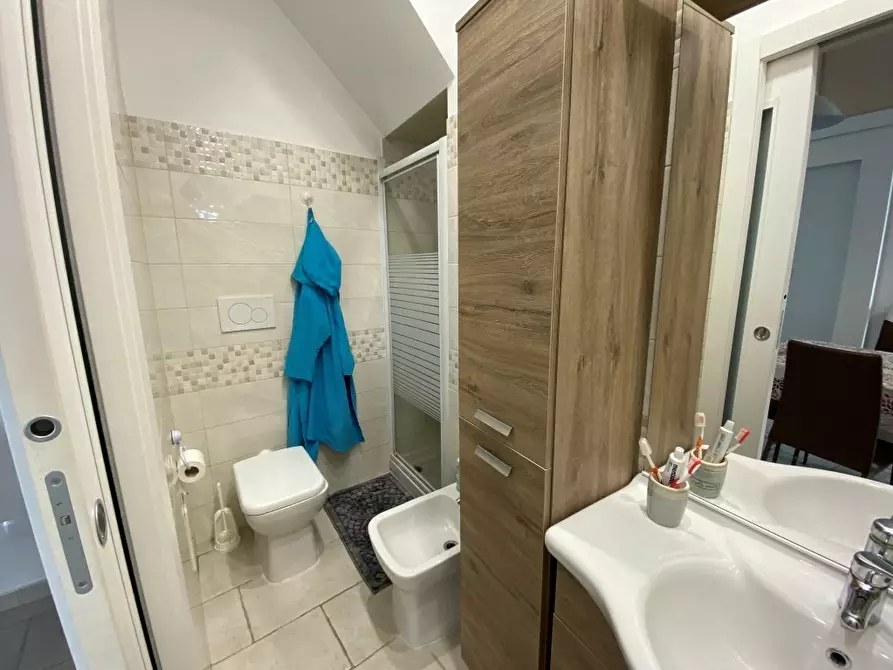 Immagine 11 di Appartamento in vendita  in Via Scesciola 61 a Casamassima