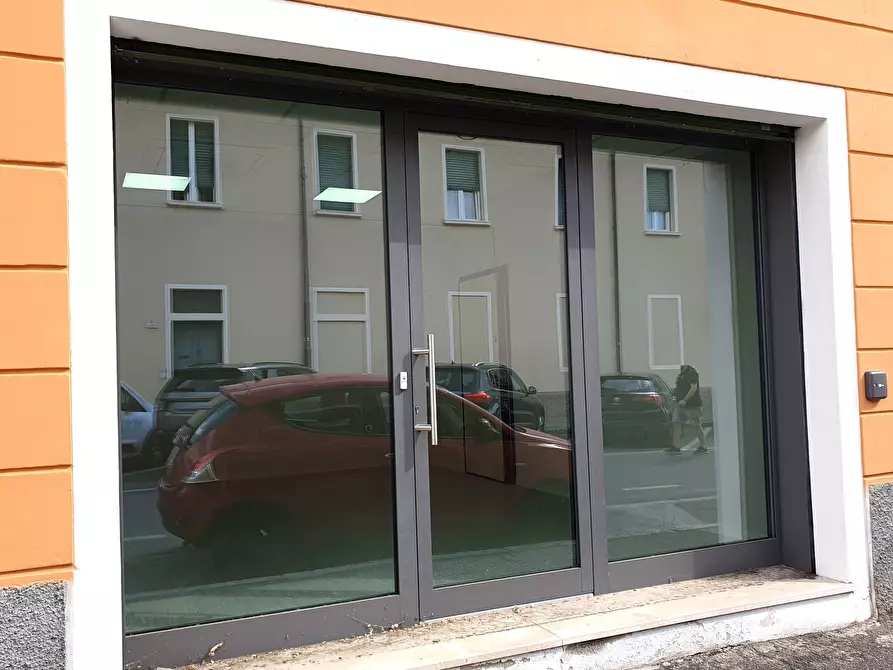 Immagine 7 di Locale commerciale in vendita  in TRAV. VIA MILANO a Brescia