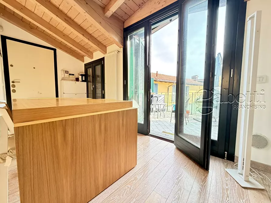 Immagine 9 di Trilocale in vendita  in piazza vittorio emanule a Nerviano