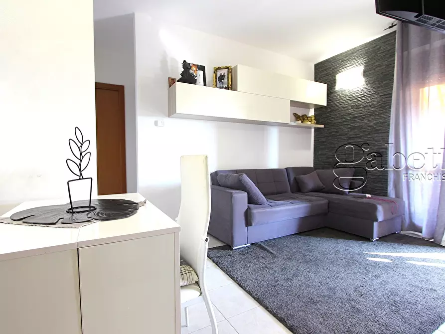 Immagine 2 di Trilocale in vendita  in Via 1° Maggio a Nerviano