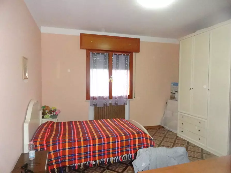 Immagine 8 di Quadrilocale in vendita  in Piazza Capelli 34 a Novafeltria