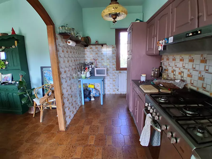 Immagine 16 di Casa bifamiliare in vendita  in Via dei Pellegrini a Lucca