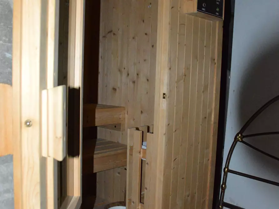 Immagine 58 di Villa in vendita  in Via della Chiesa XXIV a Lucca