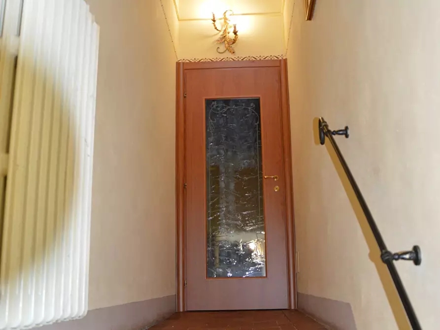 Immagine 17 di Rustico / casale in vendita  in vai elle chiesa a Lucca