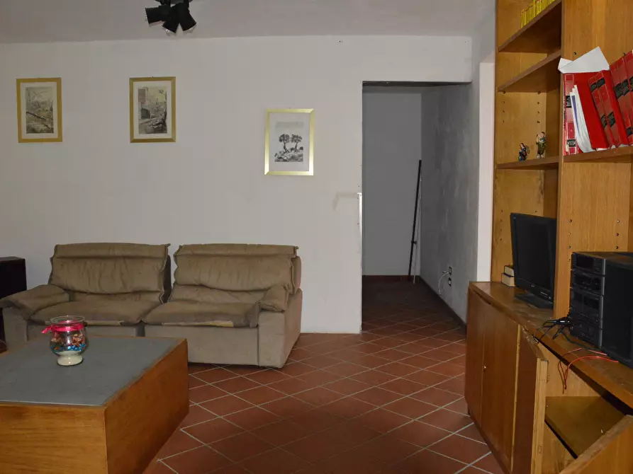 Immagine 44 di Villa in vendita  in Via della Chiesa XXIV a Lucca