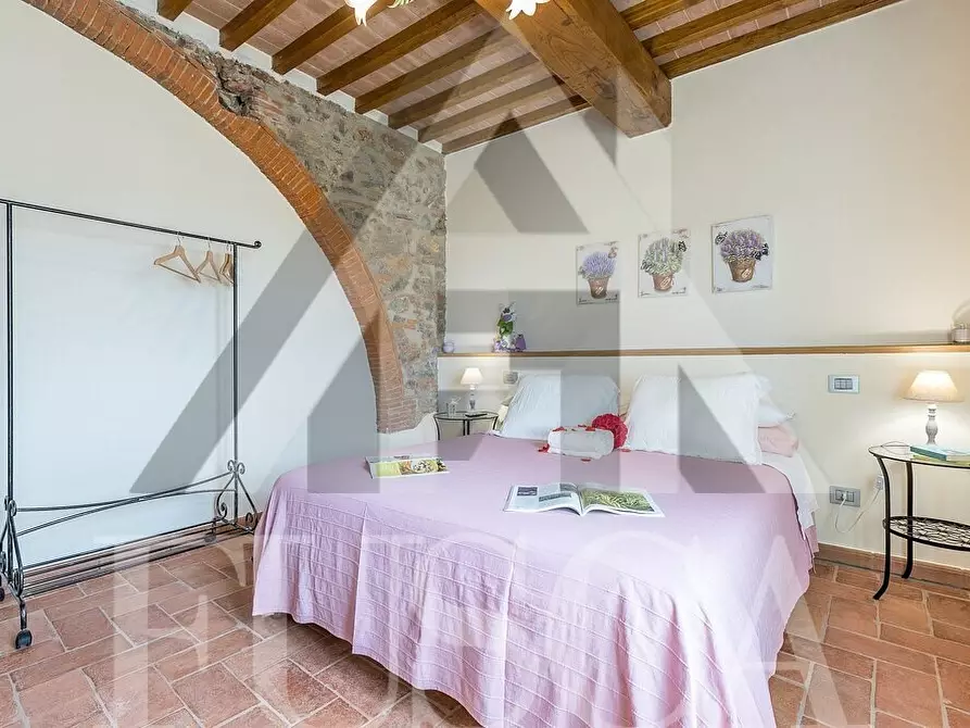 Immagine 4 di Rustico / casale in vendita  in Via Sarzanese 3482 a Lucca