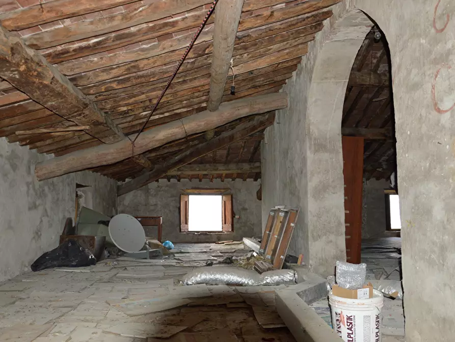 Immagine 23 di Rustico / casale in vendita  in Via del Parco a Capannori