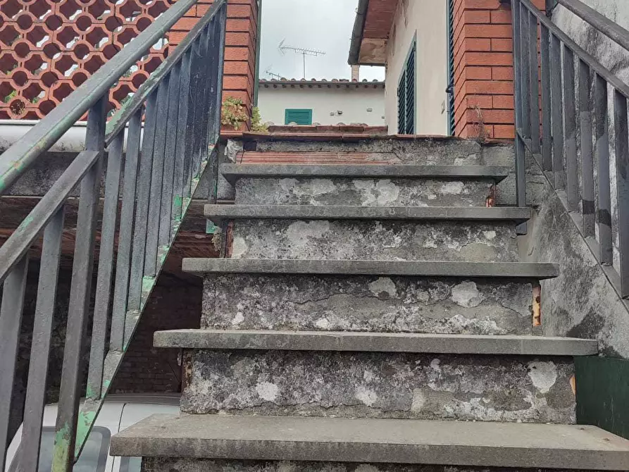 Immagine 5 di Casa indipendente in vendita  in delle cartiere a Villa Basilica