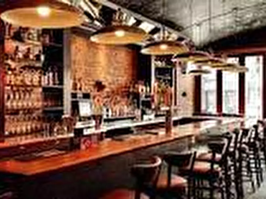 Immagine 14 di Bar / Ristorante in vendita  in san michele a Lucca