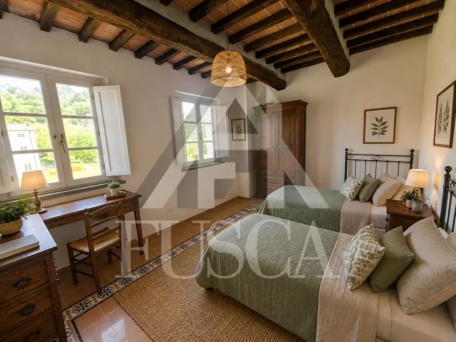 Immagine 3 di Casa bifamiliare in vendita  in Via delle Gavine a Lucca