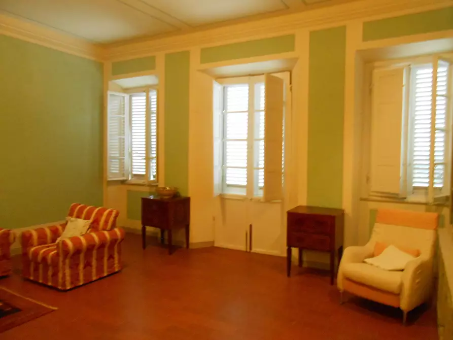 Immagine 23 di Villa in vendita  in Via Francesco Ferraris a Lucca