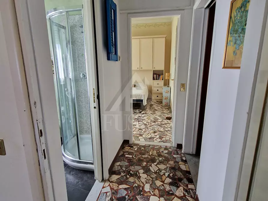 Immagine 19 di Quadrilocale in vendita  in Via Gaetano Luporini 45 a Lucca