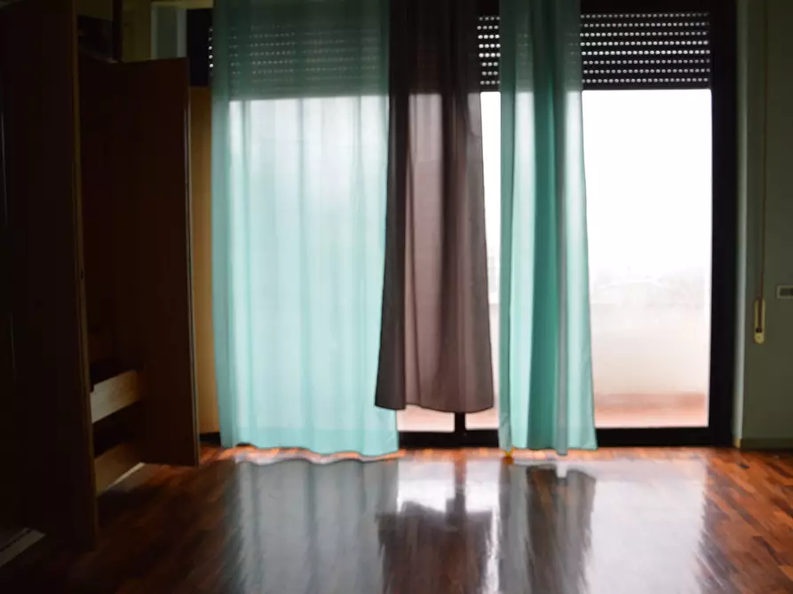 Immagine 28 di Villa in vendita  in Via della Chiesa XXIV a Lucca