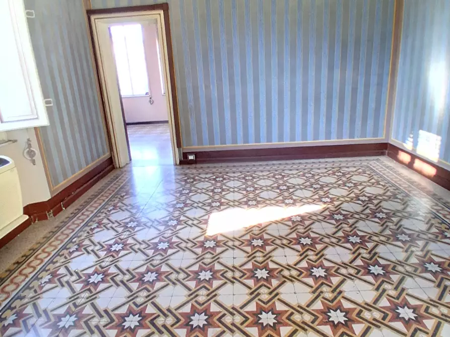 Immagine 17 di Ufficio in affitto  in Via C. Angeloni a Lucca