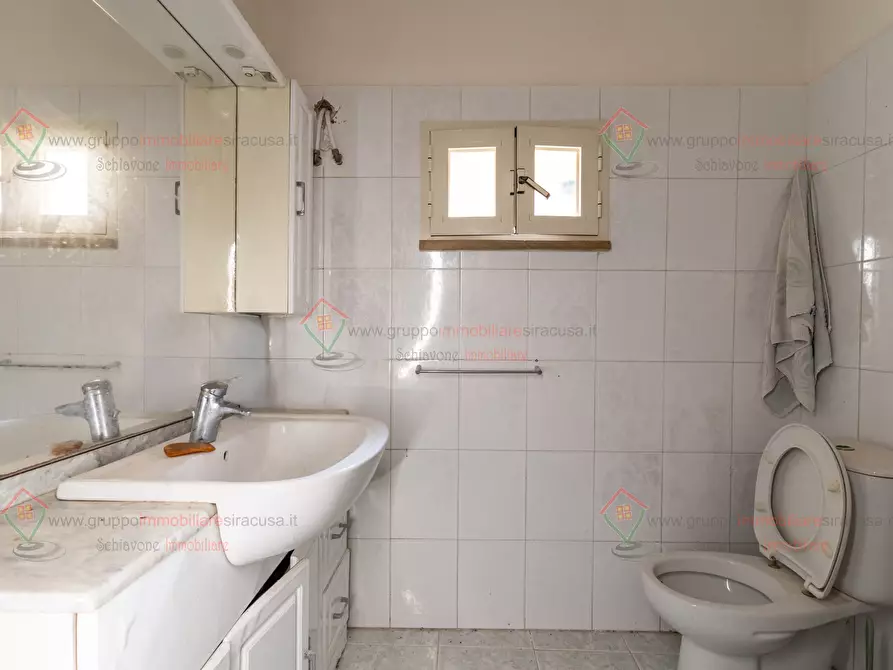 Immagine 9 di Casa indipendente in vendita  a Siracusa