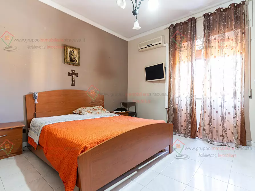 Immagine 16 di Pentalocale in vendita  a Siracusa