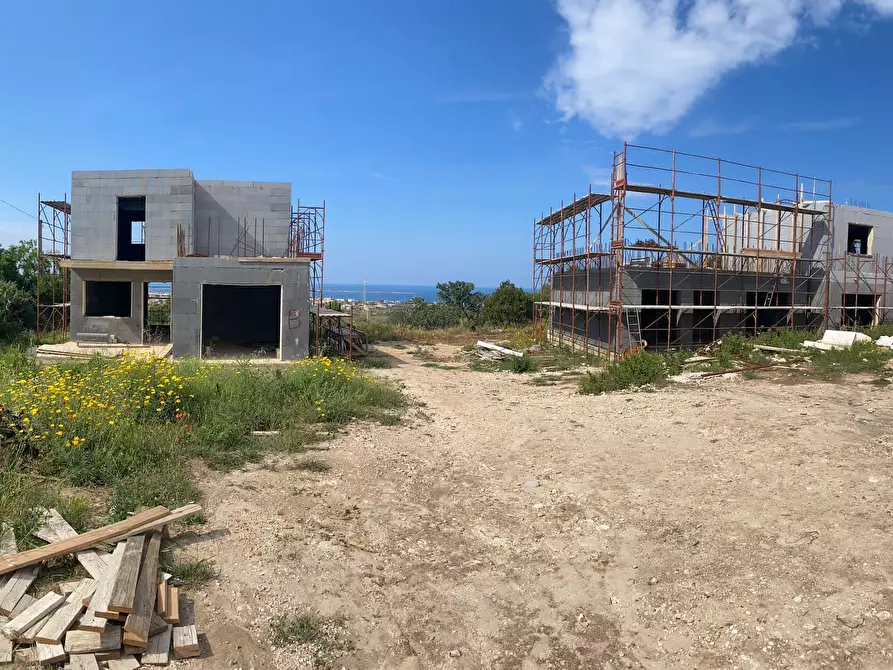 Immagine 10 di Casa bifamiliare in vendita  a Siracusa